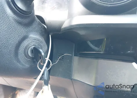 2017 Toyota Tacoma Sr z USA, uszkodzony, nr VIN 5TFRX5GN8HX084752